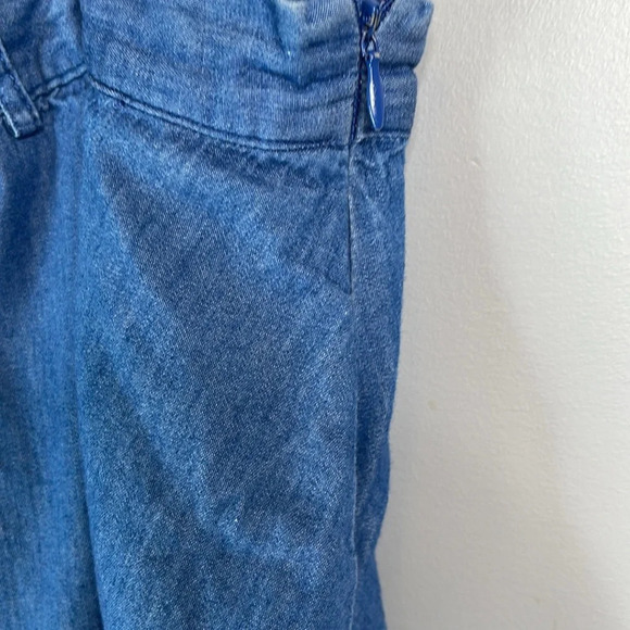 MODCLOTH Chambray Ruffled Mini Skirt Blue Medium Wash Pockets Cotton Plus 4X - Picture 3 of 12